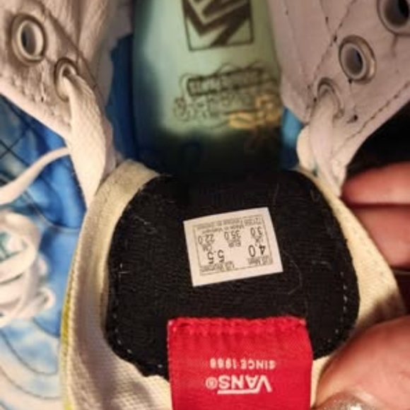 SpongeBob High-Top Sneakers - Picture 3 of 3